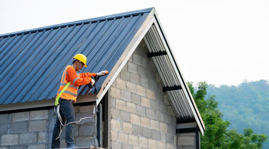 Professional residential roofers in Salem, NH